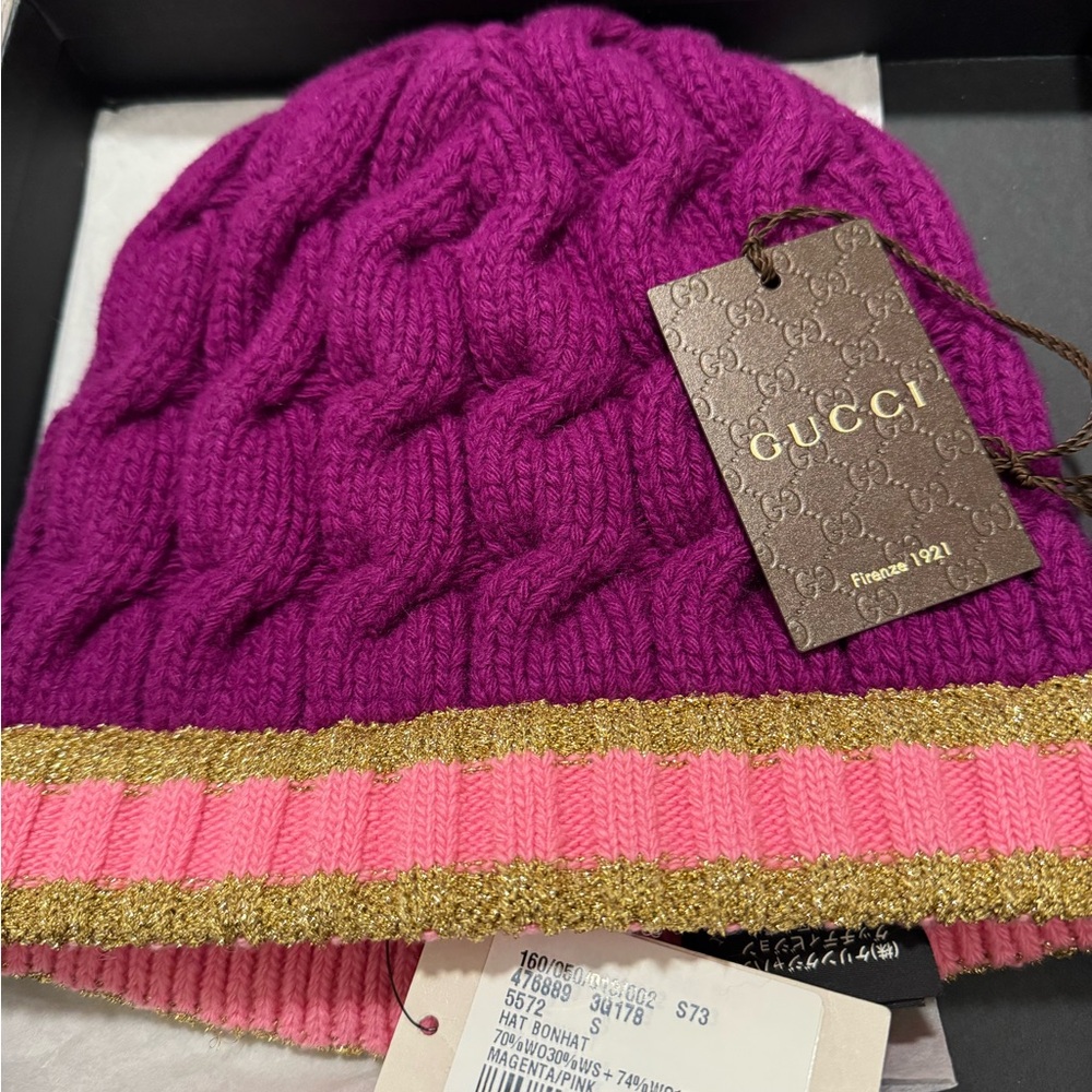 Gucci Women's Vibrant Knit Beanie in Pink and Gold